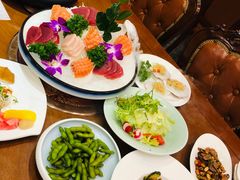 -青瓦餐厅·生鱼片·韩园烤肉(西塔店)