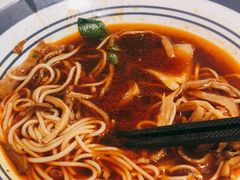 -霸蛮湖南菜·牛肉粉(荣京西街店)