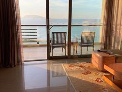 -三亚湾海居铂尔曼度假酒店