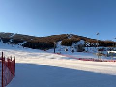 -中旅松花湖滑雪场