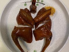 玻璃脆皮乳鸽-禄興記香港大排档(歌斐中心店)