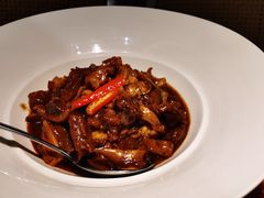 上座汁水牛腩-上座云间·青年赣菜(绿茵店)