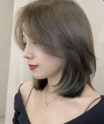-丝语萱形象