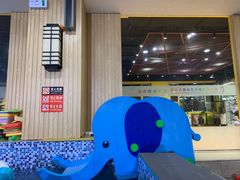 -阳光游泳培训基地(亦庄站)