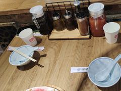 -怪噜范·老贵阳街头名小吃(鸿通城店)