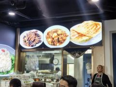 -泉畔人家·老济南经典鲁菜(大明湖店)