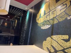-麦当劳(虹梅路地铁站店)