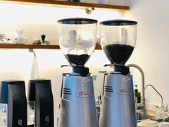 -Line 咖啡(石厦花园店)