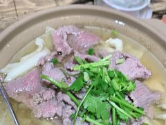 -冯烫烫跷脚牛肉·川菜小馆(武胜西街店)