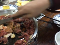 -石记东北风味烤肉店(子固路店)
