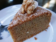 -上海滴水湖皇冠假日酒店