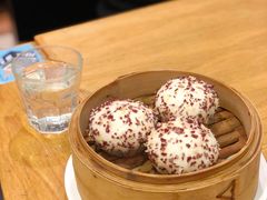 七彩燕麦流沙包-金翠河烧鹅粤式茶餐厅(龙湖三千集天街店)