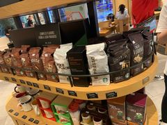 零售区-星巴克臻选(北京世贸天阶店)