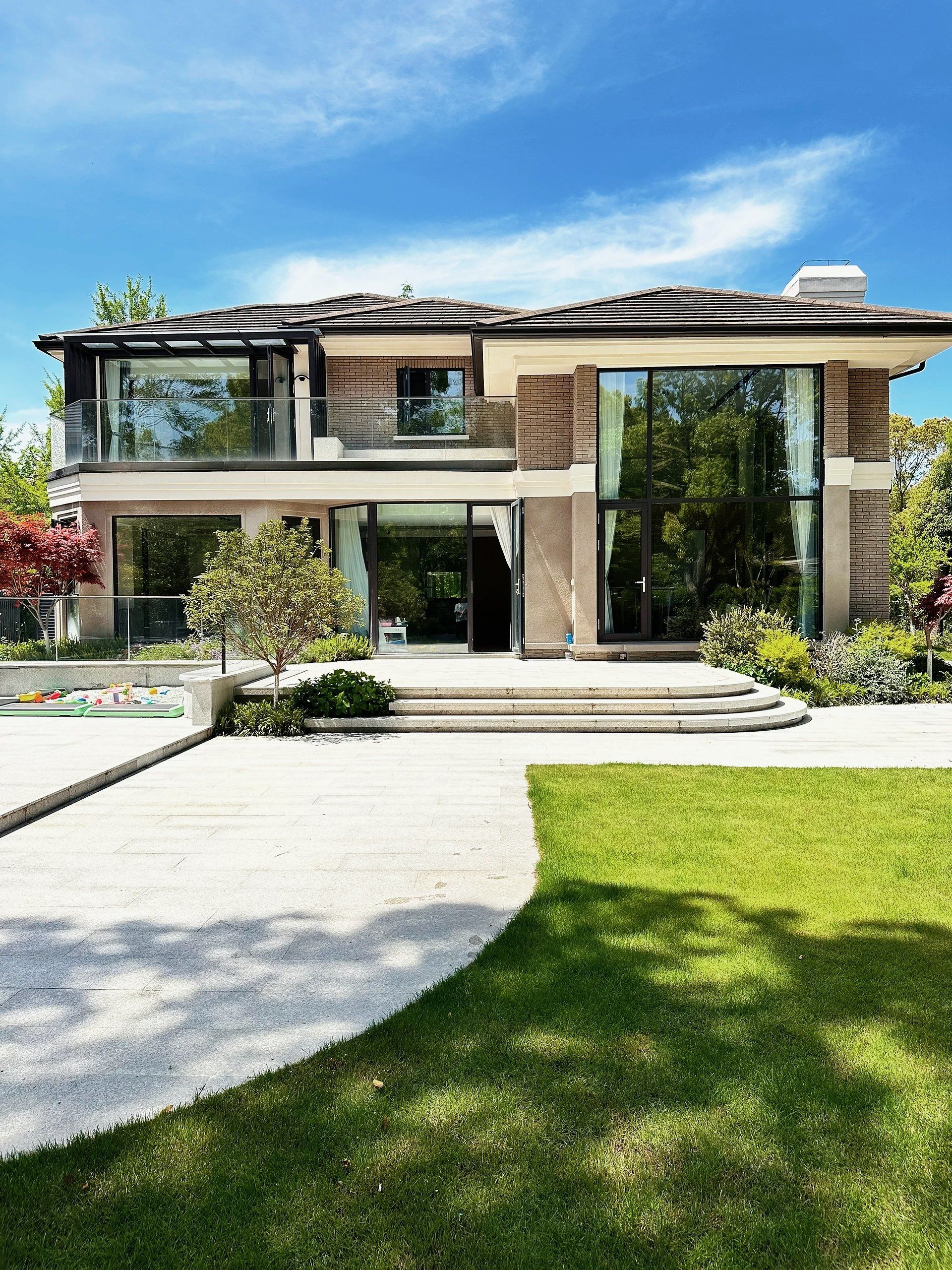 阳光明媚的一天