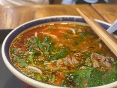 -云阿蛮云南生烫牛肉米线(奉贤路店)