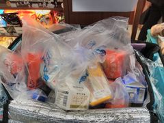 -全家便利店(上海南站站店)