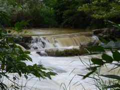 -高荡千年布依古寨旅游景区