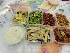 -蓝精灵饺子店