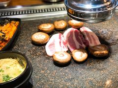 精品五花肉-仨仨米炭火烤肉
