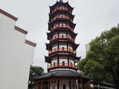 -绳金塔