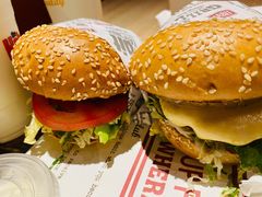 -The Habit Burger Grill 哈比特汉堡(复兴soho店)