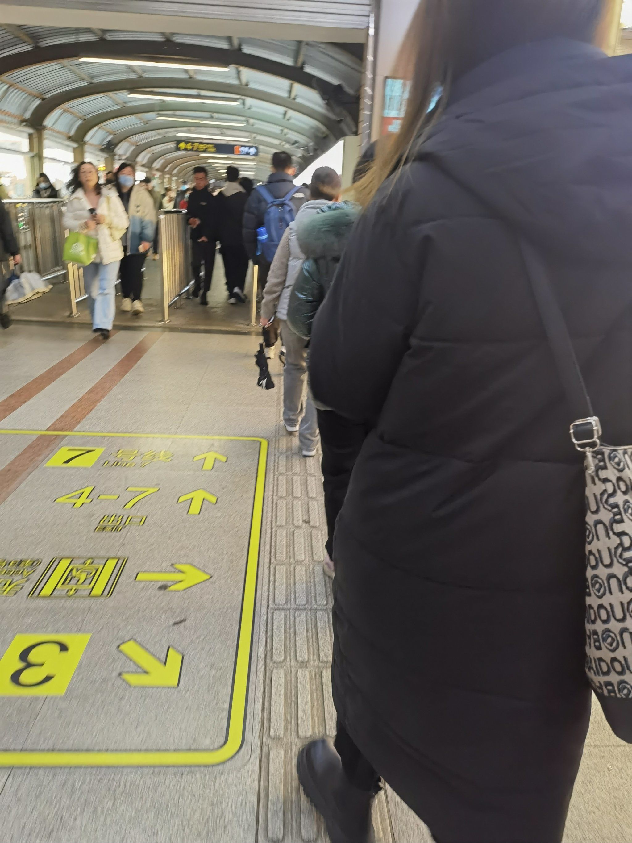 n还是跟我一样也是难得「镇坪路