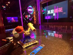 -温莎KTV(珠江路店)