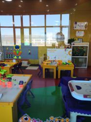 -菠萝树益智玩具体验馆(欧亚卖场店)