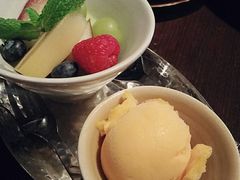 水果拼冰淇淋-湖滨28中餐厅·西湖宴·杭州君悦酒店