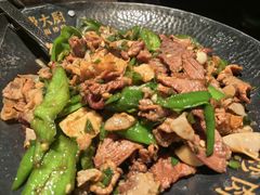 -费大厨辣椒炒肉(高铁吾悦广场店)
