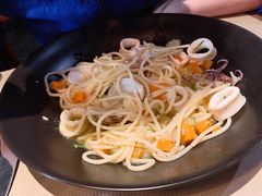 意大利混合海鲜面-Carbon莫卡哆·意大利复古集市餐厅(杭州大厦店)
