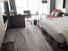 -广州天河希尔顿酒店