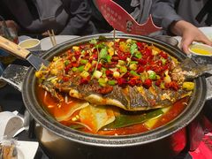 -辣尚瘾·烤鱼·新川菜(牡丹园直营店)