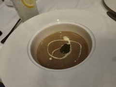 -龙虾酒吧扒房(宁波香格里拉店)