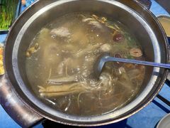 鲜人参锅底-千岛蚝高压锅生蚝·人参火锅(白云万达店)