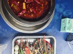 -牛华周记麻辣烫起源店