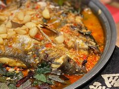 紫苏蒜香味烤鱼-炭舍干锅·烤鱼(扬名广场店)