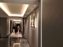 -东豪园林海鲜酒家(南港路辅路店)