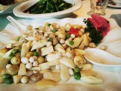 鸡头米炒菱角-得月楼·省级非遗·传统苏帮菜(观前店)