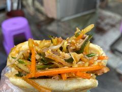 锅盔夹鸡丝-南充方酥锅魁