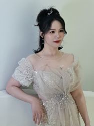 -艾米丽婚纱礼服