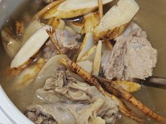牛大力汤-阿四台山黄鳝饭(东门店)