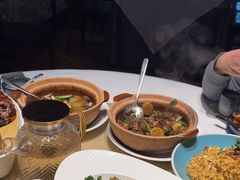 -八府香鸭·啫啫煲(华山路店)