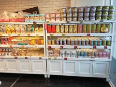 面包甜点陈列柜-皇家美孚(麦岛店)