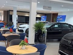 -上海冠松上汽大众4S店