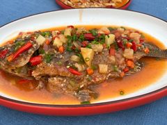 -拾光音乐餐酒吧(告庄星光夜市店)