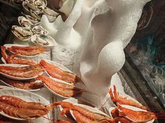-雍容荟帝王蟹活龙虾展台自助(IFS黑金店)
