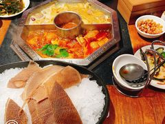 -佬土鹅肠火锅(扬中步行街店)