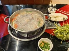 -老石黑山羊毛驴肉火锅(金凯广场店)