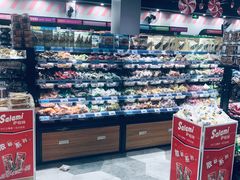 -老婆大人量贩零食连锁(萧山临浦店)